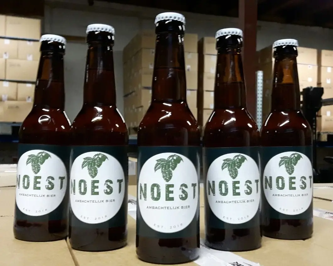 Noest biertje met op het label 'Ambachtelijk bier'