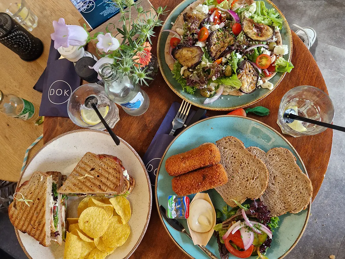 Lunchgerechten bij DOK