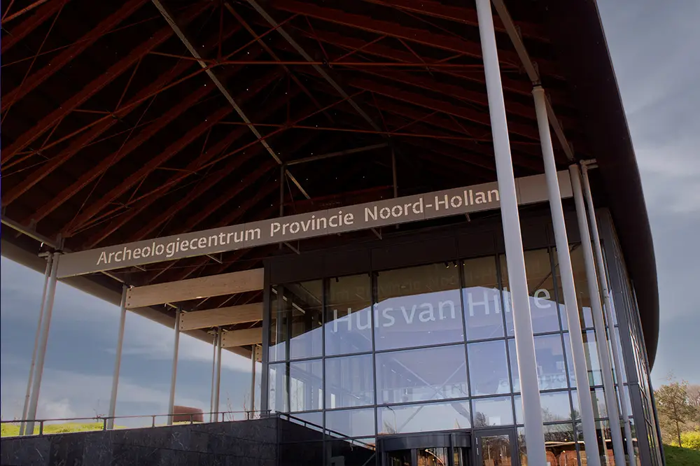 Voorzijde van Museum Huis van Hilde