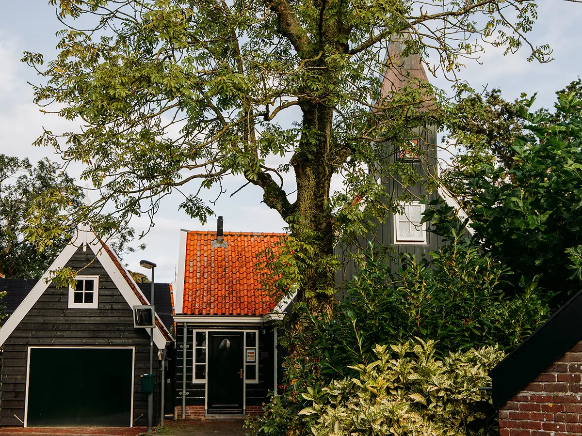 Het houten kerkje De Kemphaan