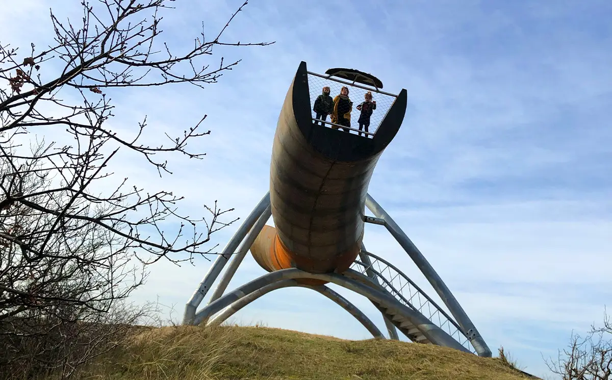 Uitkijktoren van onderaf