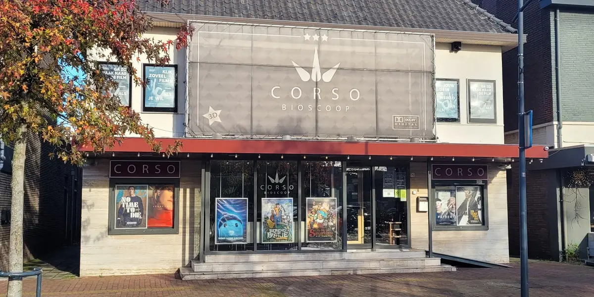 Corso Biscoop op de dorpsstraat in Castricum