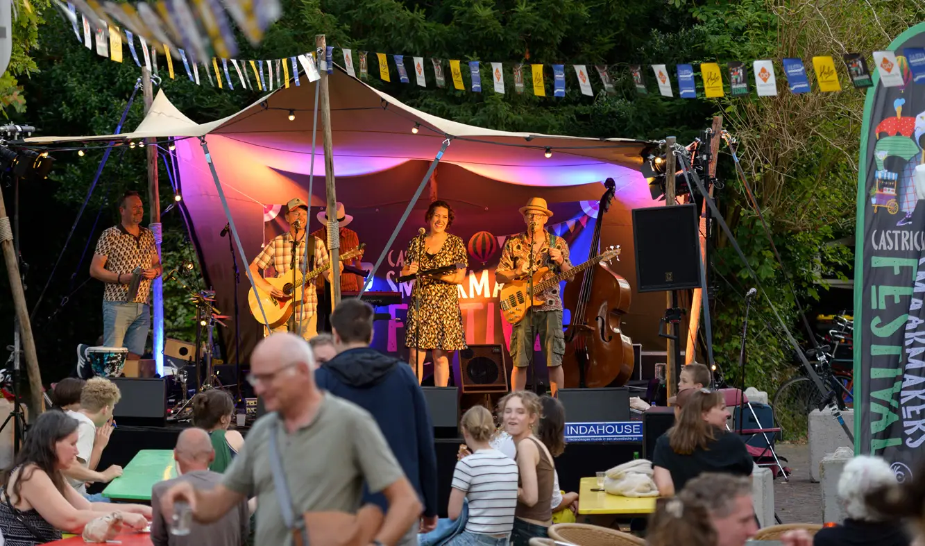 Optrden band tijden het Smaakmakers festival