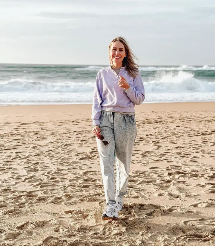Saskia Weerstand op het strand