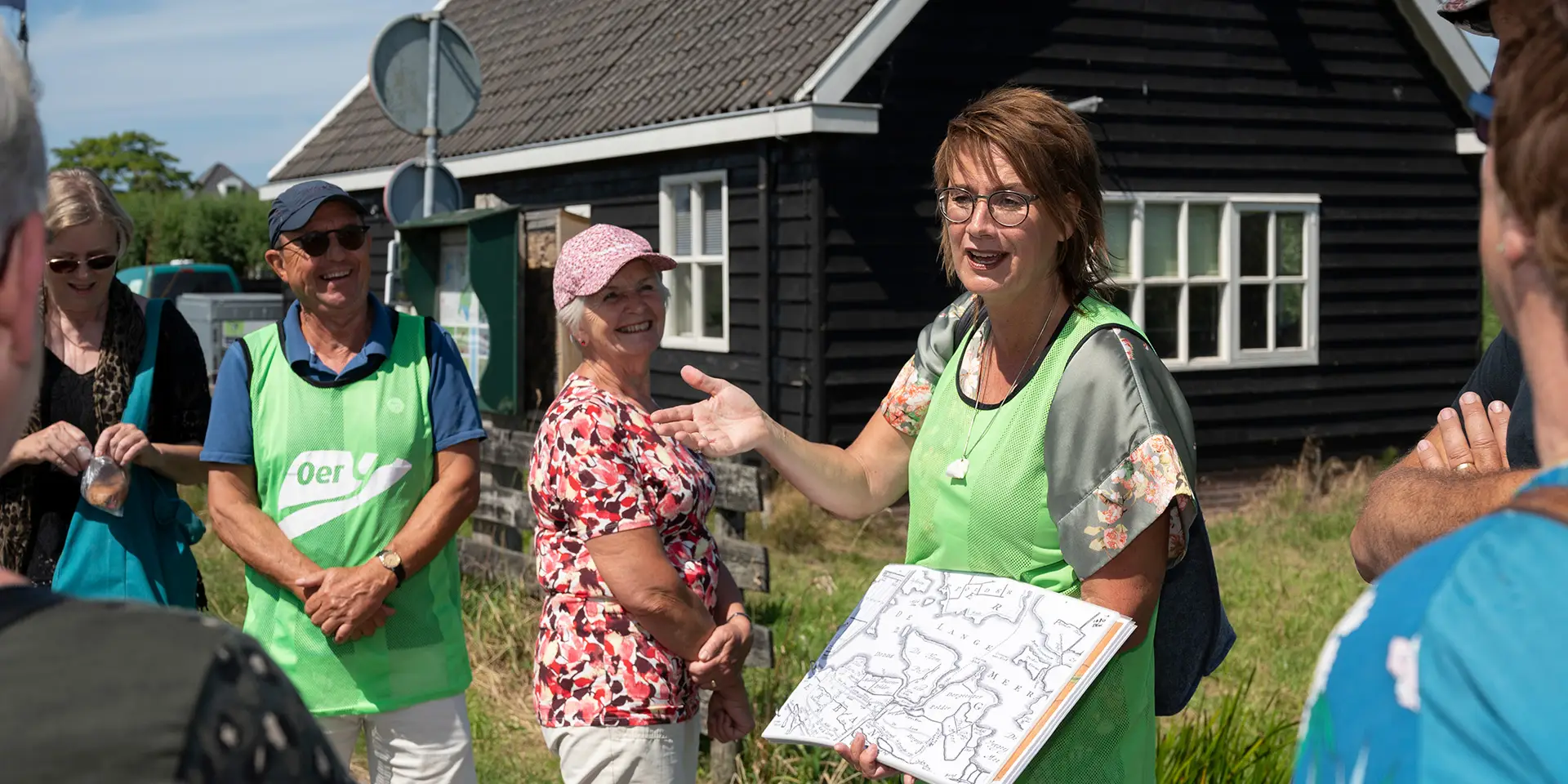 Een Oer-IJ excursie met blije mensen