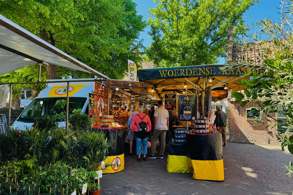 Sfeerimpressie zaterdagmarkt