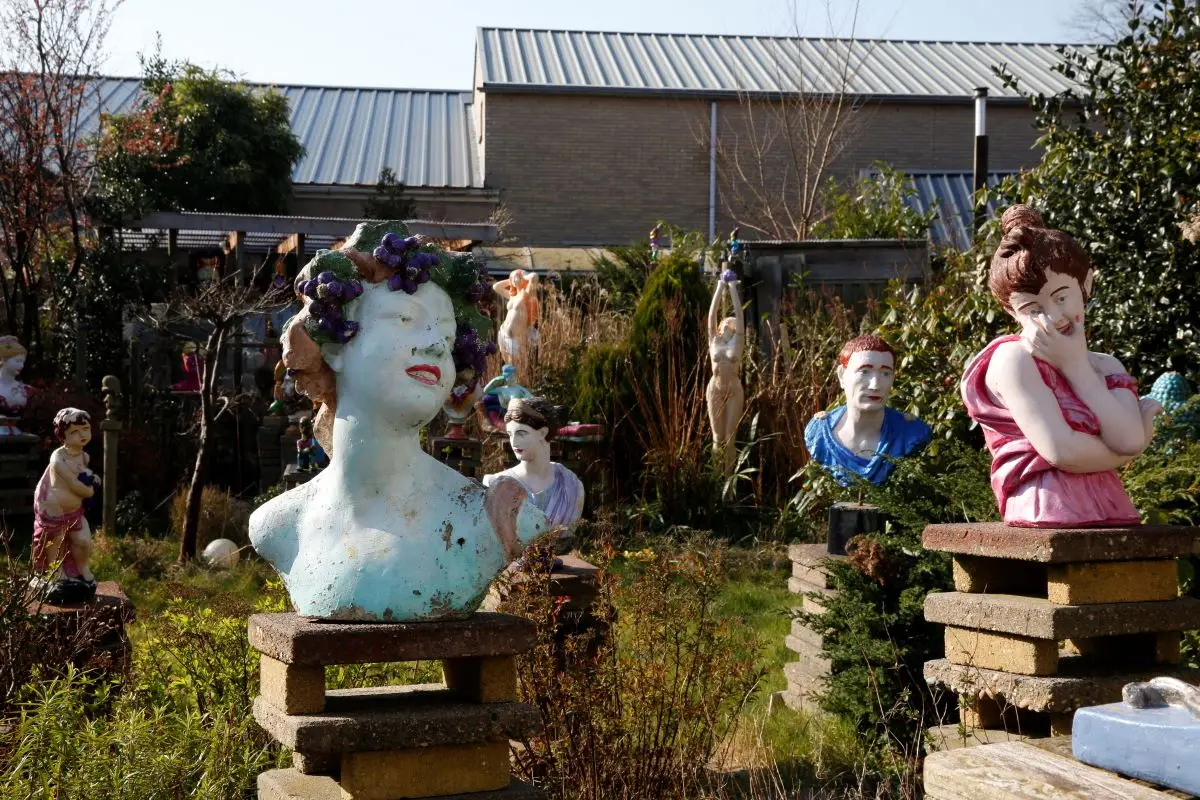 Standbeelden Kunstmarkt Bergen aan Zee