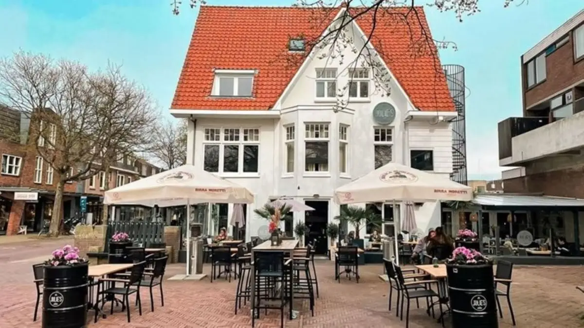 Restaurant Julie's terras