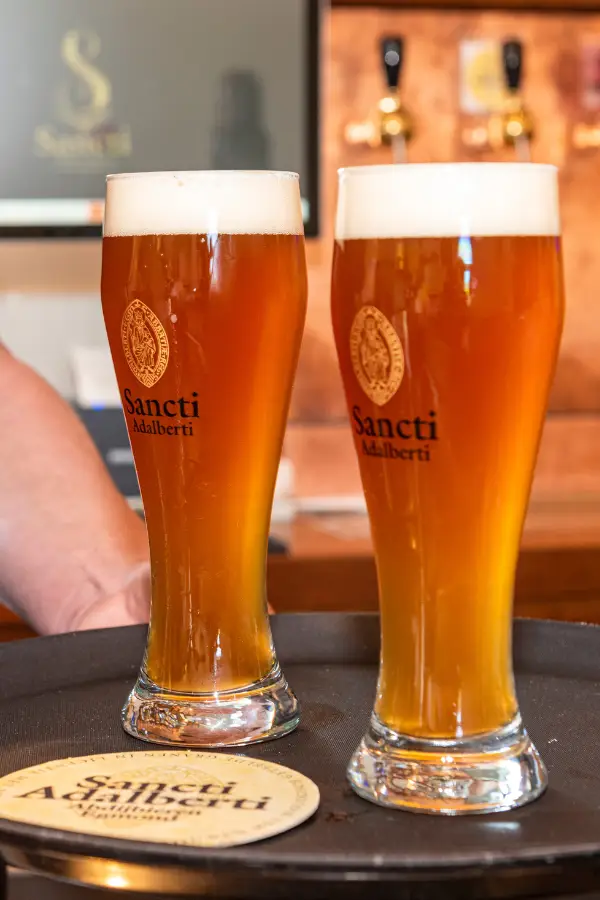 Biertjes van Sancti Adalberti en Brouwerij Egmond