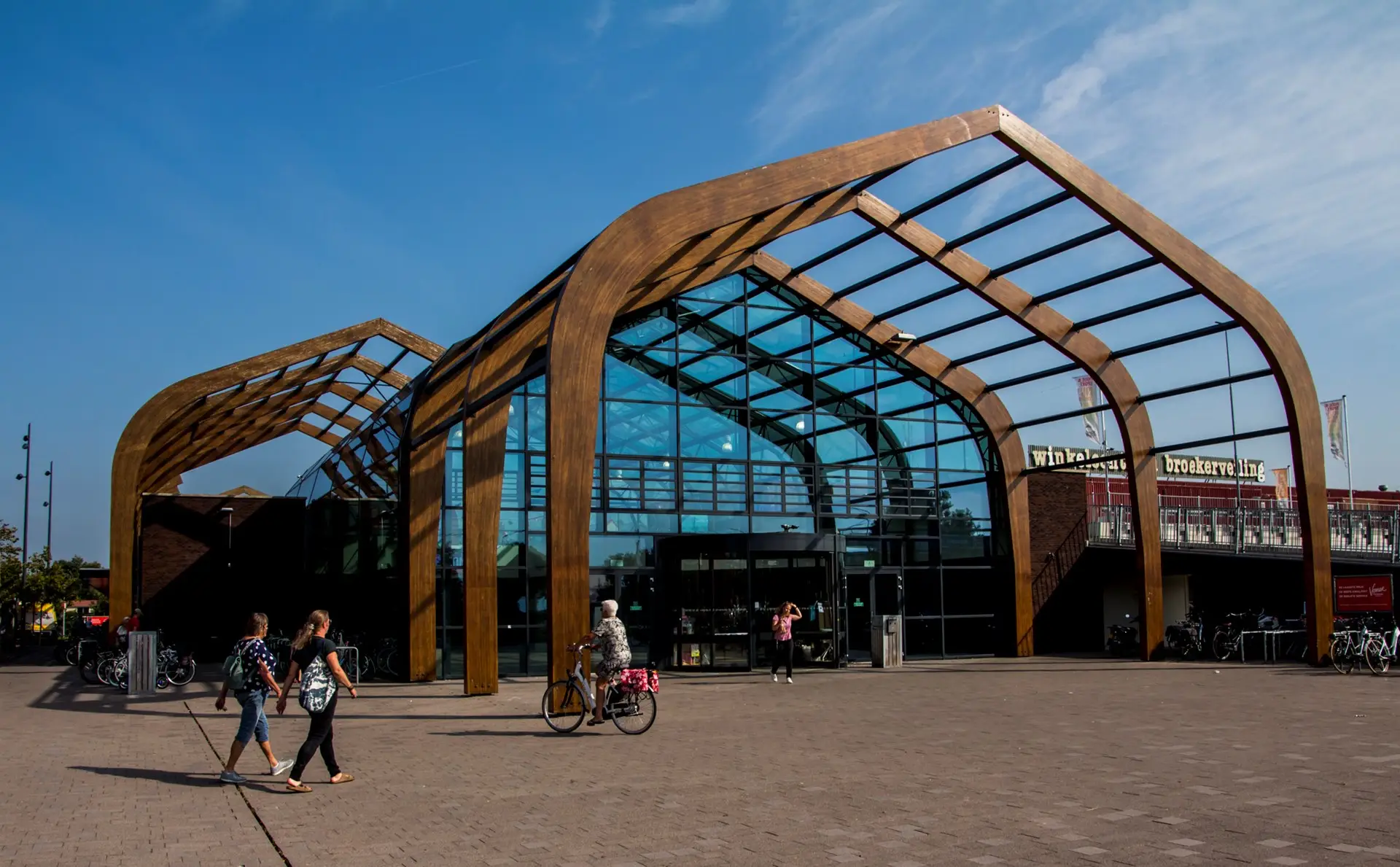 Winkelcentrum Broekerveiling