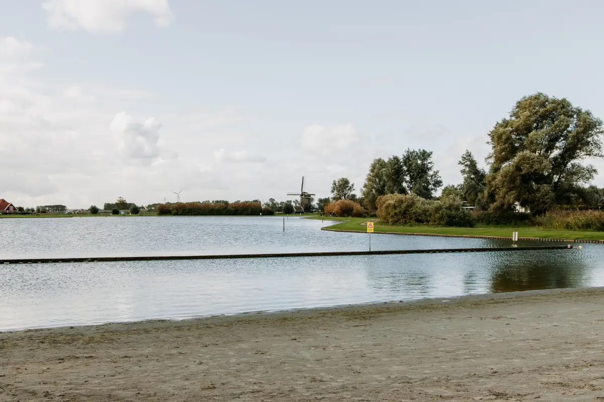 Foto van het Uitgeesterstrandje